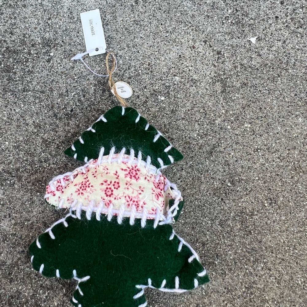 Green Felt Christmas Tree Ornament new with tags - Picture 4 of 12